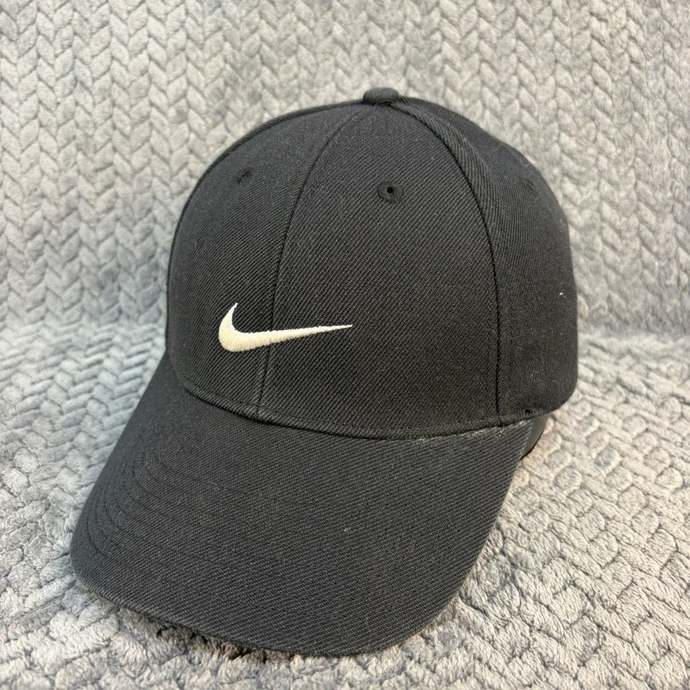 Nike Swoosh Baseball Cap Black Adjustable Just Do It Hat